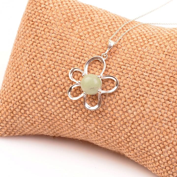 Aventurin Taşı Gümüş Kolye - Papatya Şeklinde