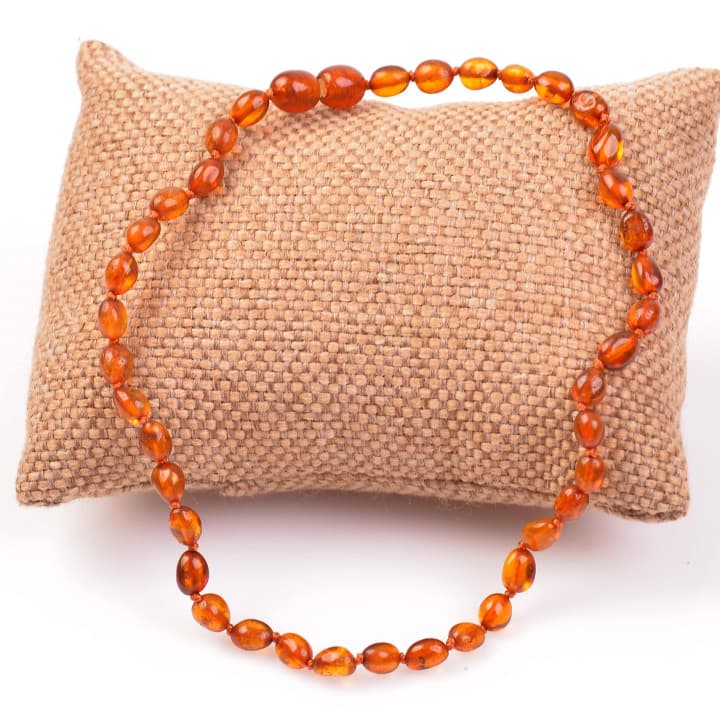 Damla Kehribar Bebek Kolyesi - Sertifikalı Ürün