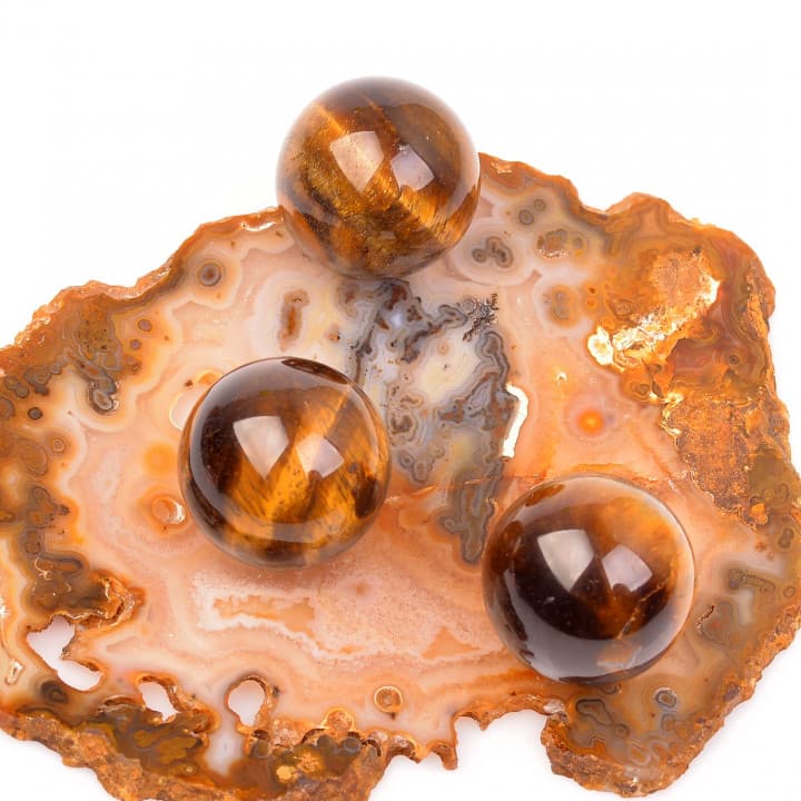 Kaplan Gözü Taşı Küre