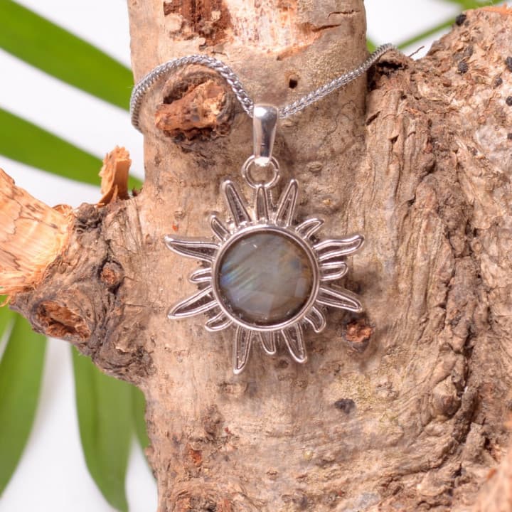 Labradorit Taşı Güneş Kolye