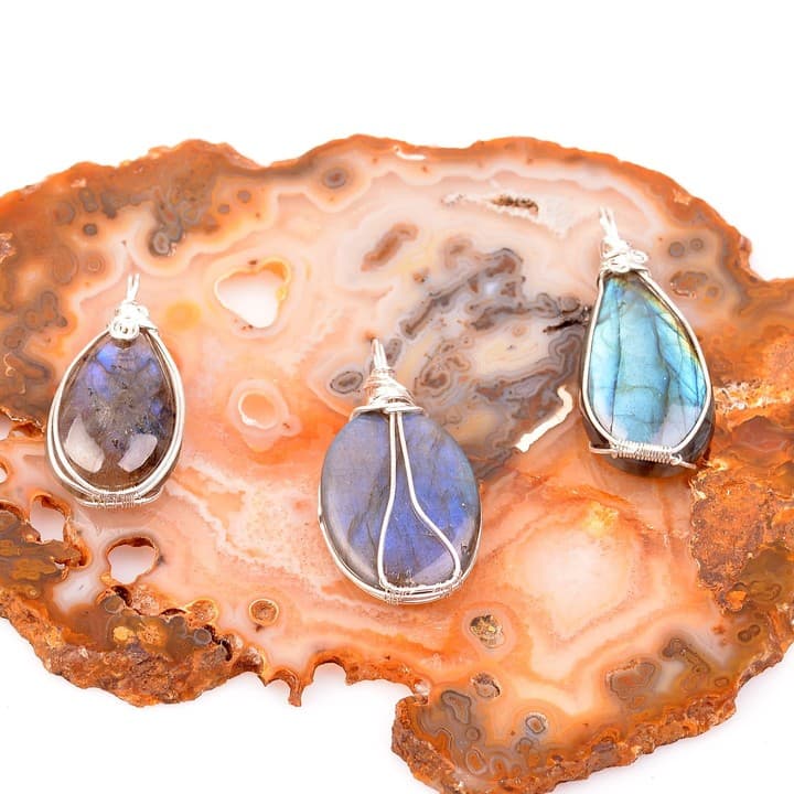 Labradorit Taşı Kolye - Gümüş Tel Sargılı