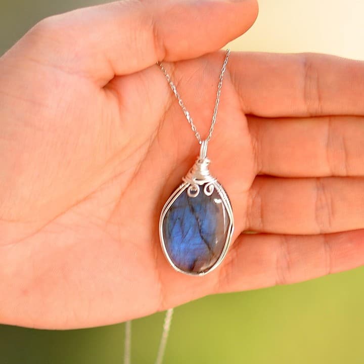 Labradorit Taşı Kolye - Gümüş Tel Sargılı