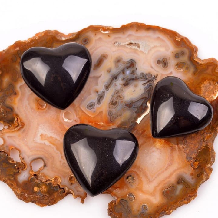 Obsidyen Taşı Kalp Kütle