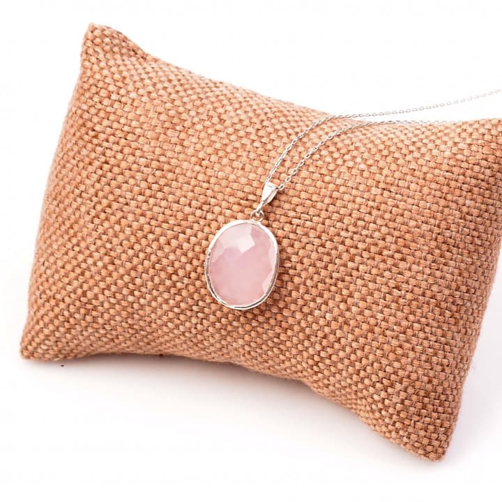 Pembe Kuvars Taşı Gümüş Kolye - Fasetli