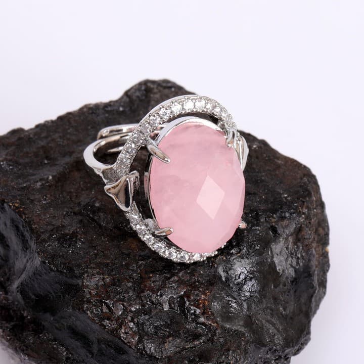 Taş Süslemeli Pembe Kuvars Taşı Yüzük - Ayarlamalı