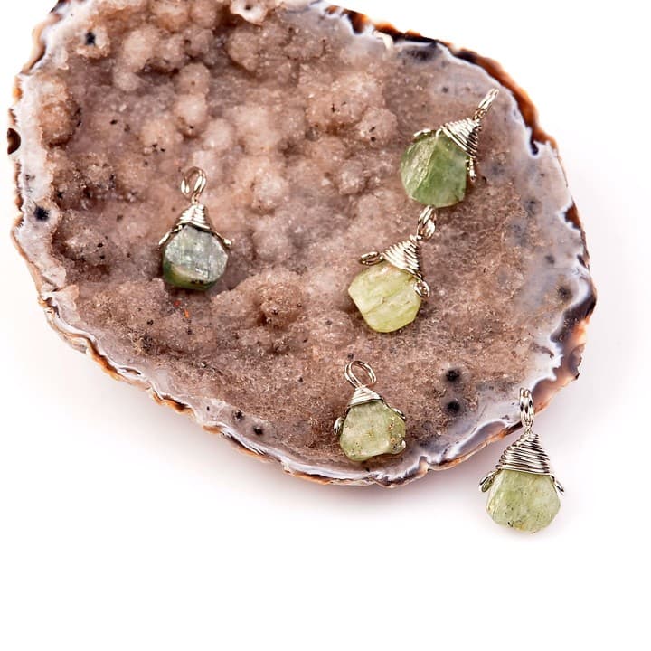 Yeşil Kyanit Taşı Damla Kolye - Tel Sargılı