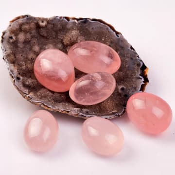 Pembe Kuvars Taşı Kütle - 1