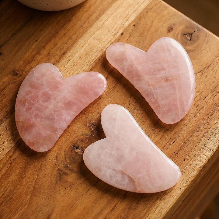 Pembe Kuvars Taşı Gua Sha Masaj Aleti (Kalp) - Açık Renkli - 1
