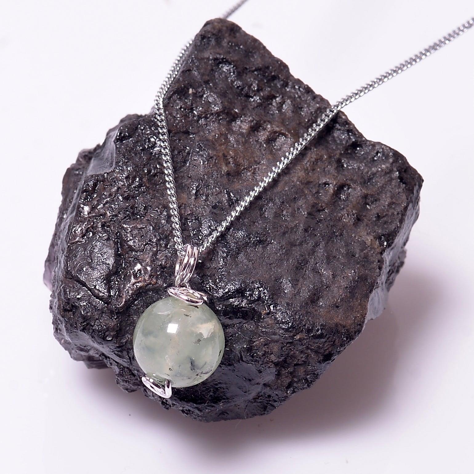 Prehnite Taşı Kolye